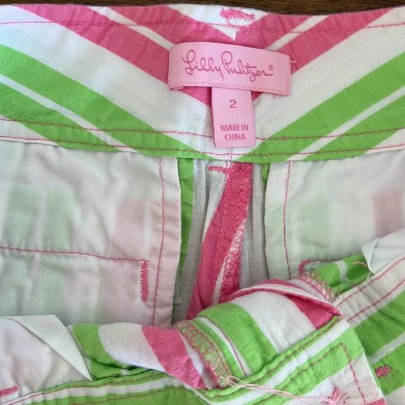 Lilly Pulitzer size 2 pink and green stripe short - Picture 2 of 2
